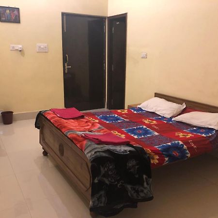 Gangotri Paying Guest House Varanasi Exterior photo
