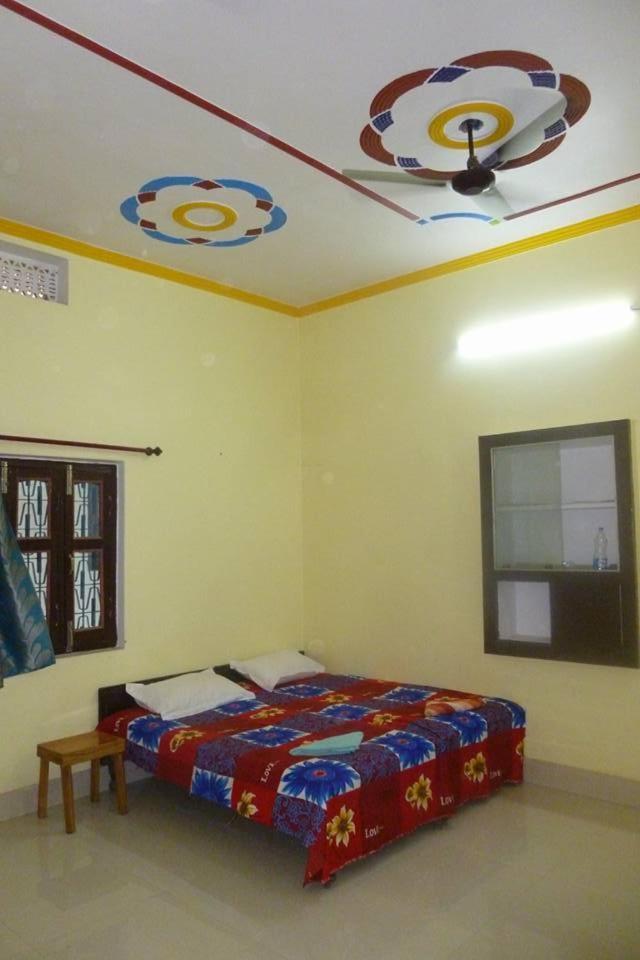 Gangotri Paying Guest House Varanasi Exterior photo