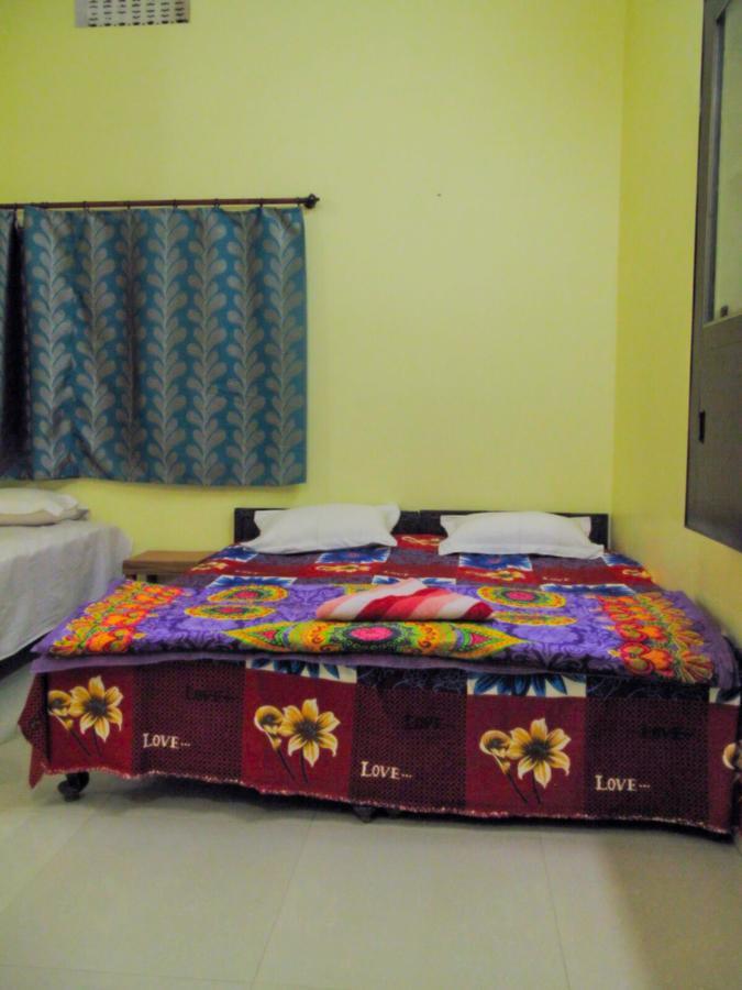 Gangotri Paying Guest House Varanasi Exterior photo
