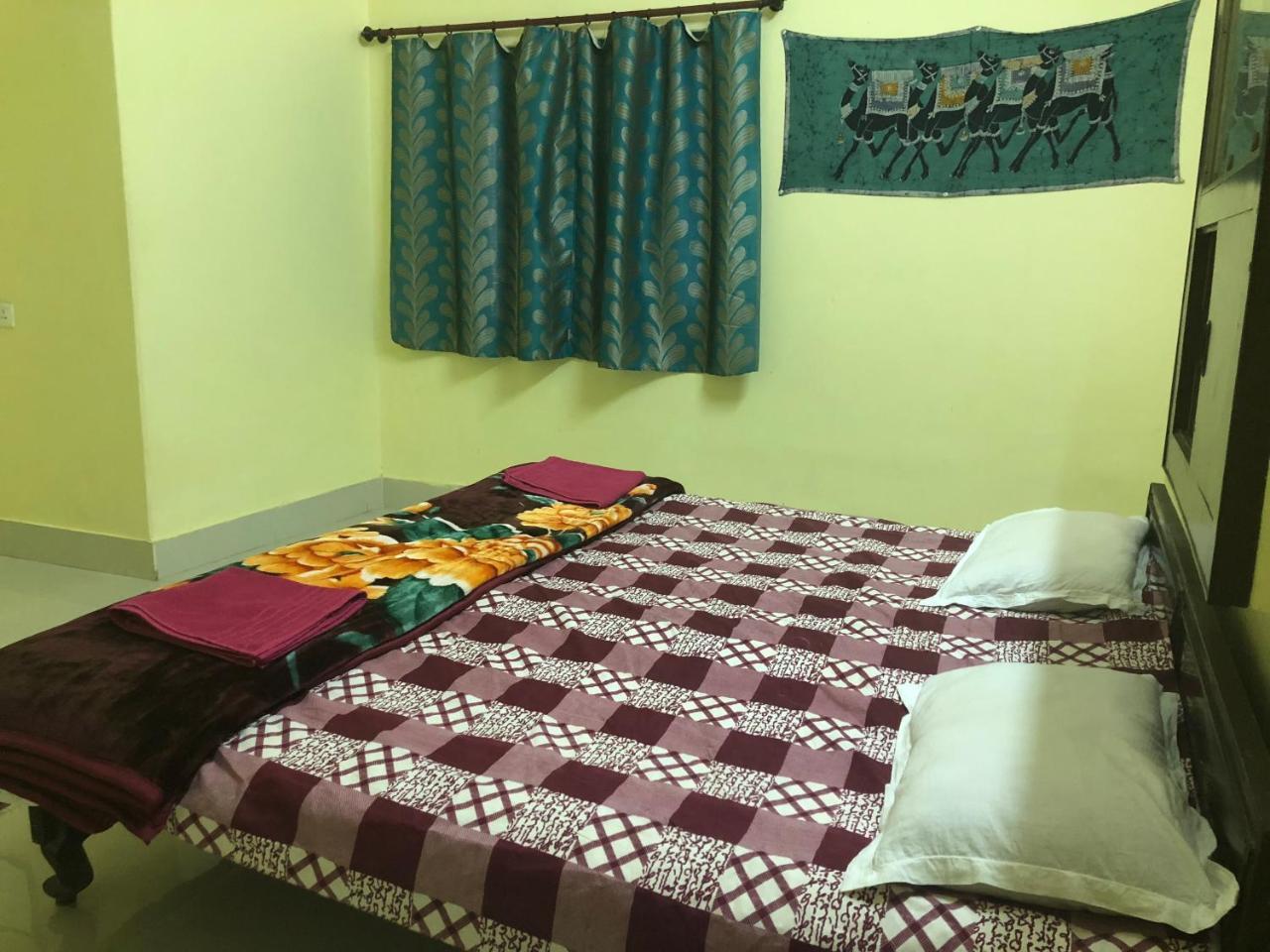 Gangotri Paying Guest House Varanasi Exterior photo